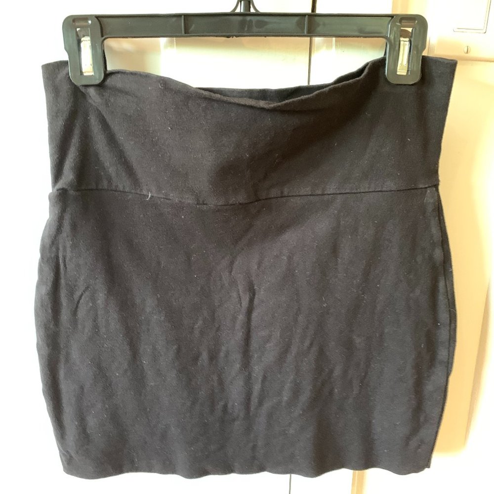 Black pencil skirt, one size